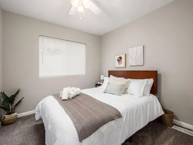 2277 Indiana - Osu Retreat Villa Columbus Holiday home